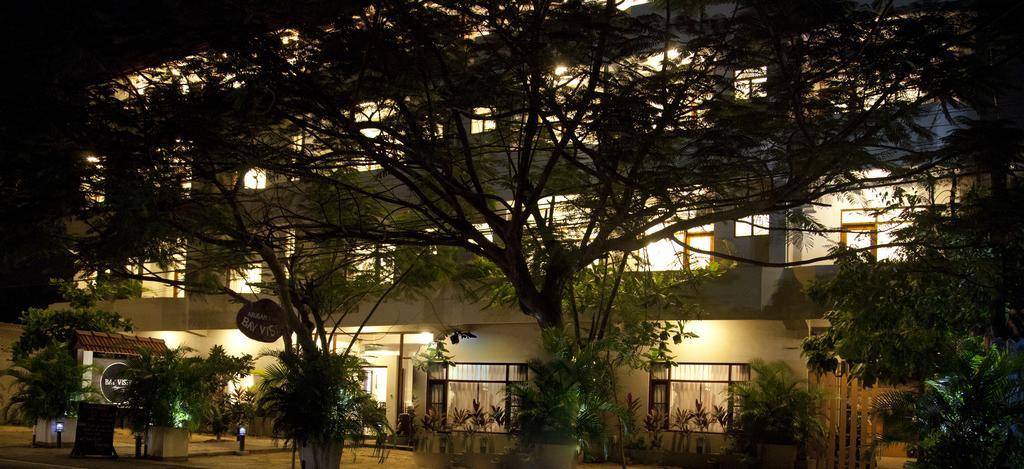 Bay Vista Hotel